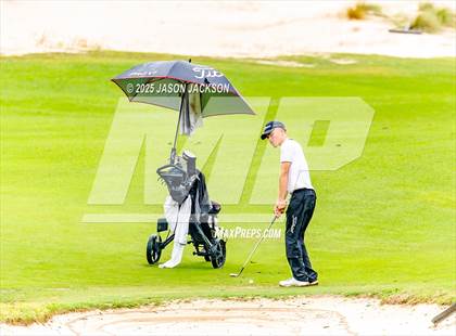 Thumbnail 3 in NCHSAA 4A Finals (Round 1) photogallery.