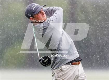 Thumbnail 2 in NCHSAA 4A Finals (Round 1) photogallery.