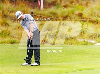 Thumbnail 2 in NCHSAA 4A Finals (Round 1) photogallery.
