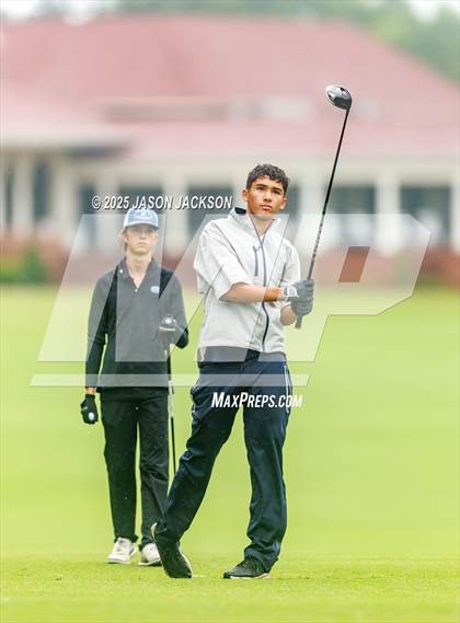 Thumbnail 3 in NCHSAA 4A Finals (Round 1) photogallery.