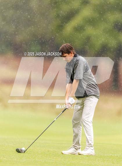 Thumbnail 3 in NCHSAA 4A Finals (Round 1) photogallery.