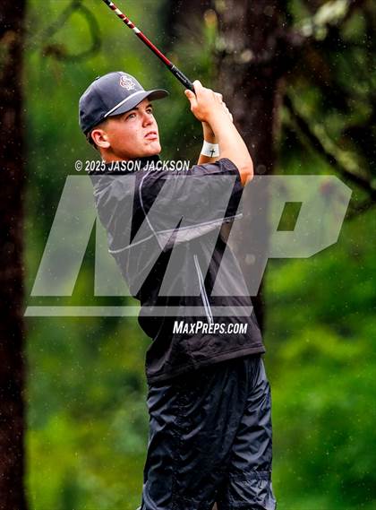 Thumbnail 1 in NCHSAA 4A Finals (Round 1) photogallery.