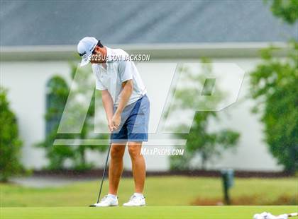 Thumbnail 3 in NCHSAA 4A Finals (Round 1) photogallery.