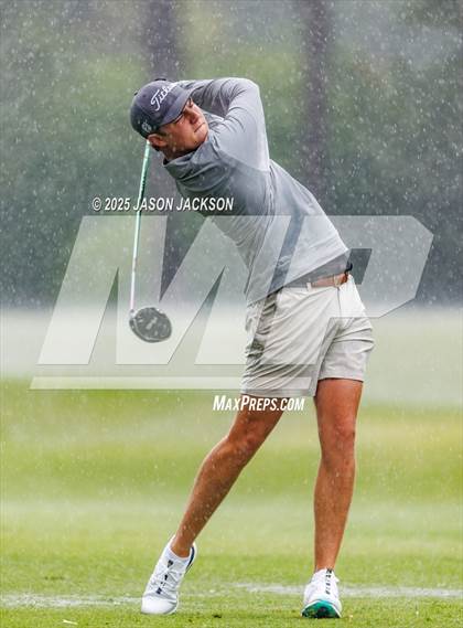Thumbnail 3 in NCHSAA 4A Finals (Round 1) photogallery.