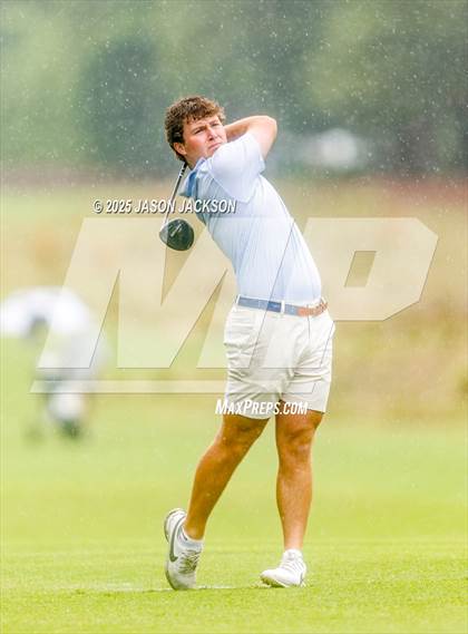 Thumbnail 1 in NCHSAA 4A Finals (Round 1) photogallery.