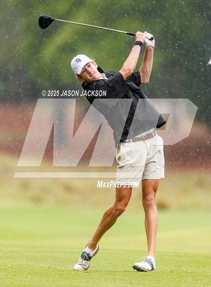 Thumbnail 2 in NCHSAA 4A Finals (Round 1) photogallery.