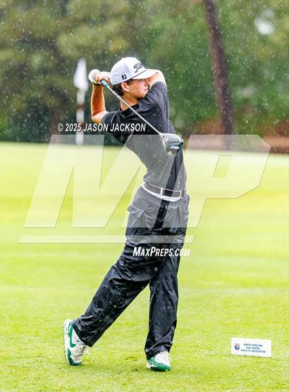 Thumbnail 2 in NCHSAA 4A Finals (Round 1) photogallery.