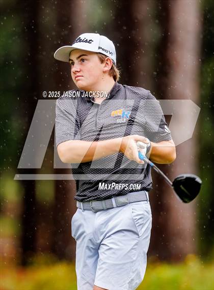 Thumbnail 3 in NCHSAA 4A Finals (Round 1) photogallery.