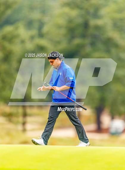 Thumbnail 1 in NCHSAA 4A Finals (Round 1) photogallery.