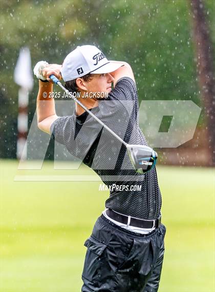 Thumbnail 3 in NCHSAA 4A Finals (Round 1) photogallery.