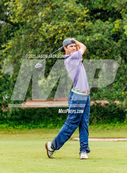 Thumbnail 2 in NCHSAA 4A Finals (Round 1) photogallery.
