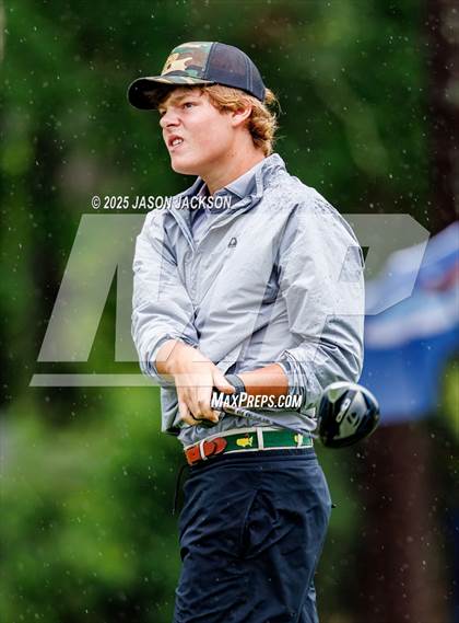 Thumbnail 1 in NCHSAA 4A Finals (Round 1) photogallery.