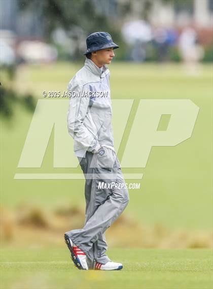 Thumbnail 2 in NCHSAA 4A Finals (Round 1) photogallery.