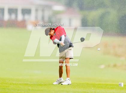 Thumbnail 3 in NCHSAA 4A Finals (Round 1) photogallery.