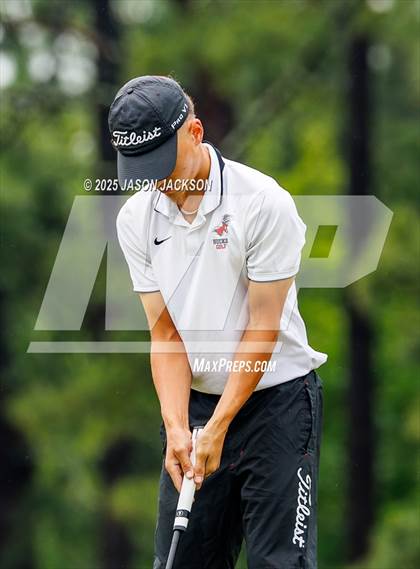 Thumbnail 2 in NCHSAA 4A Finals (Round 1) photogallery.