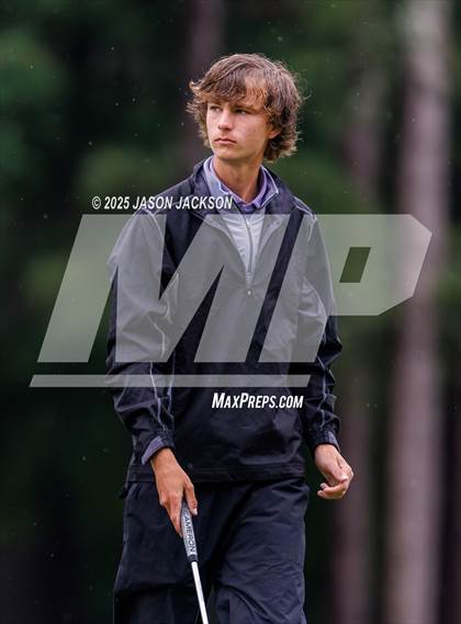 Thumbnail 3 in NCHSAA 4A Finals (Round 1) photogallery.