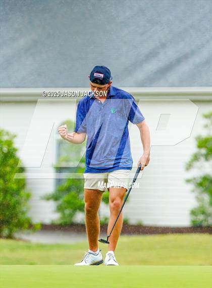 Thumbnail 2 in NCHSAA 4A Finals (Round 1) photogallery.