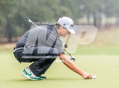 Thumbnail 1 in NCHSAA 4A Finals (Round 1) photogallery.