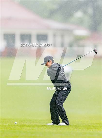 Thumbnail 1 in NCHSAA 4A Finals (Round 1) photogallery.
