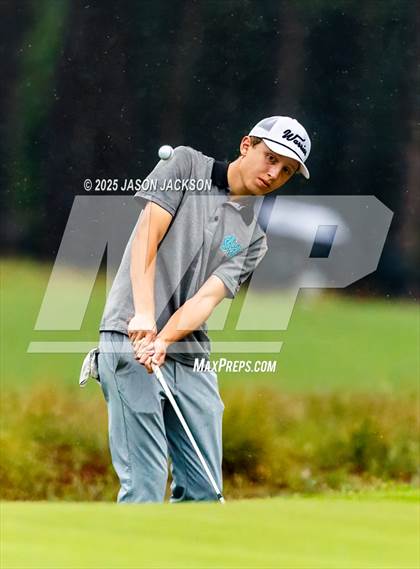 Thumbnail 1 in NCHSAA 4A Finals (Round 1) photogallery.