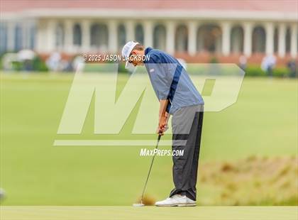 Thumbnail 2 in NCHSAA 4A Finals (Round 1) photogallery.
