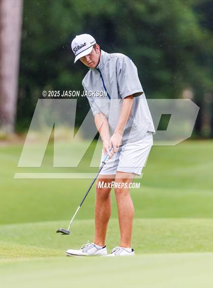 Thumbnail 1 in NCHSAA 4A Finals (Round 1) photogallery.