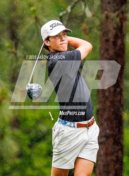 Thumbnail 3 in NCHSAA 4A Finals (Round 1) photogallery.