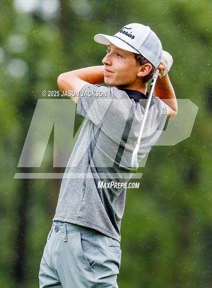Thumbnail 2 in NCHSAA 4A Finals (Round 1) photogallery.