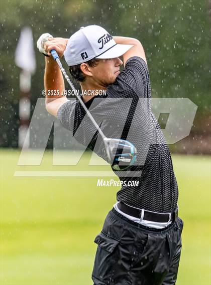 Thumbnail 3 in NCHSAA 4A Finals (Round 1) photogallery.