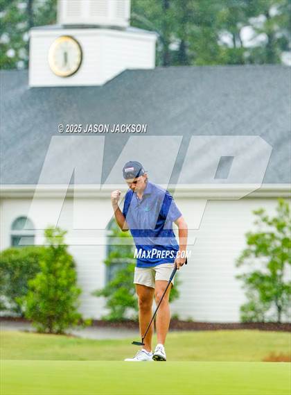 Thumbnail 3 in NCHSAA 4A Finals (Round 1) photogallery.