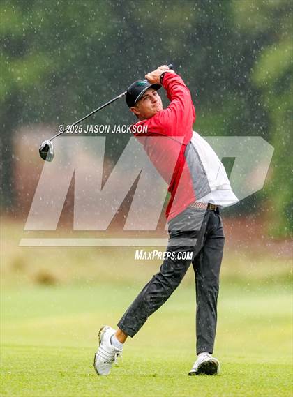 Thumbnail 1 in NCHSAA 4A Finals (Round 1) photogallery.