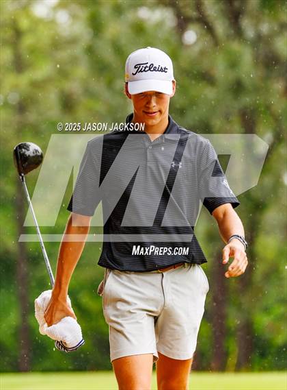 Thumbnail 2 in NCHSAA 4A Finals (Round 1) photogallery.