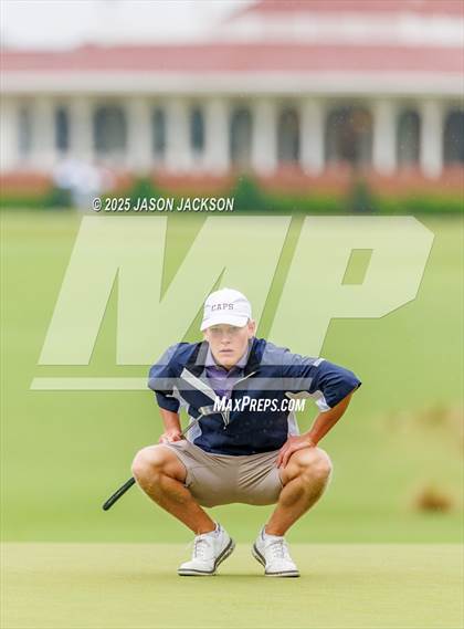 Thumbnail 3 in NCHSAA 4A Finals (Round 1) photogallery.