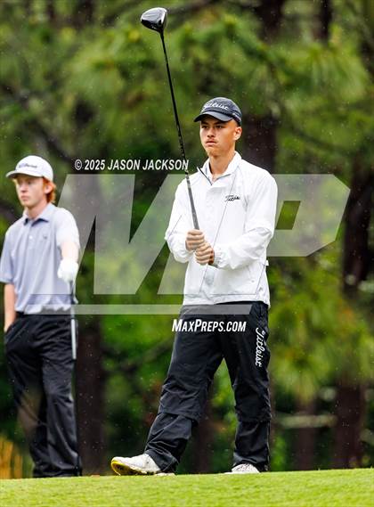Thumbnail 2 in NCHSAA 4A Finals (Round 1) photogallery.