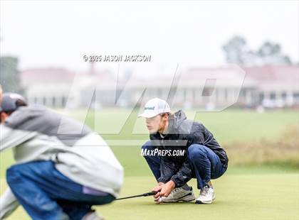 Thumbnail 3 in NCHSAA 4A Finals (Round 1) photogallery.
