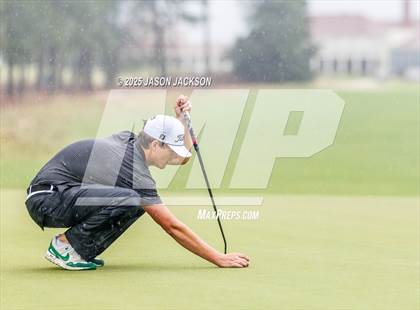 Thumbnail 3 in NCHSAA 4A Finals (Round 1) photogallery.