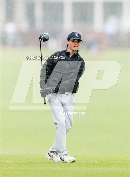Thumbnail 1 in NCHSAA 4A Finals (Round 1) photogallery.