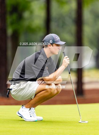 Thumbnail 2 in NCHSAA 4A Finals (Round 1) photogallery.