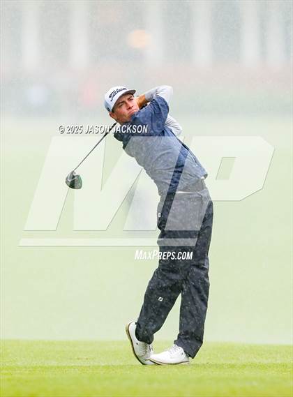 Thumbnail 2 in NCHSAA 4A Finals (Round 1) photogallery.