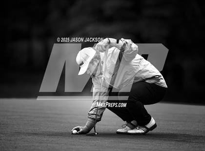 Thumbnail 1 in NCHSAA 4A Finals (Round 1) photogallery.
