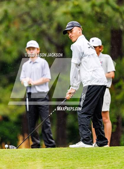 Thumbnail 1 in NCHSAA 4A Finals (Round 1) photogallery.