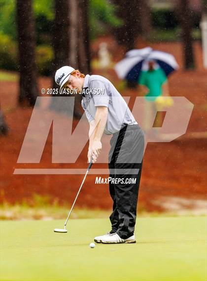 Thumbnail 1 in NCHSAA 4A Finals (Round 1) photogallery.