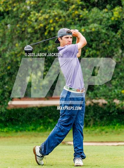 Thumbnail 3 in NCHSAA 4A Finals (Round 1) photogallery.