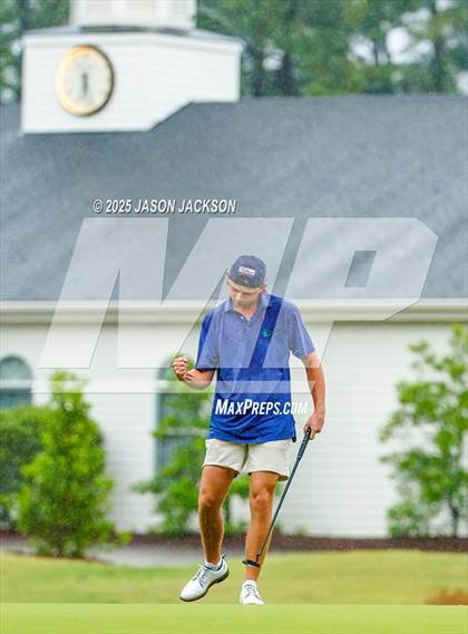 Thumbnail 3 in NCHSAA 4A Finals (Round 1) photogallery.