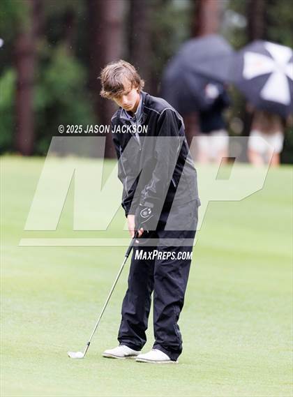 Thumbnail 3 in NCHSAA 4A Finals (Round 1) photogallery.