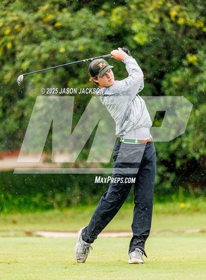Thumbnail 3 in NCHSAA 4A Finals (Round 1) photogallery.
