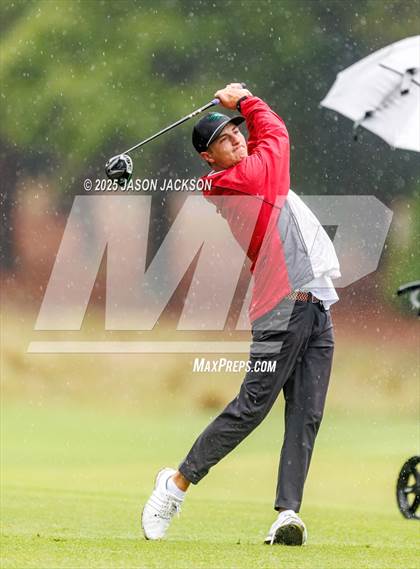Thumbnail 3 in NCHSAA 4A Finals (Round 1) photogallery.