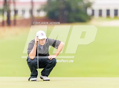 Thumbnail 3 in NCHSAA 4A Finals (Round 1) photogallery.