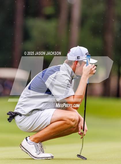 Thumbnail 2 in NCHSAA 4A Finals (Round 1) photogallery.