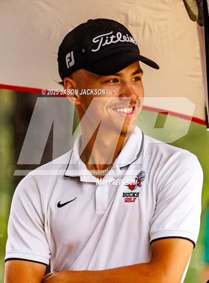 Thumbnail 3 in NCHSAA 4A Finals (Round 1) photogallery.